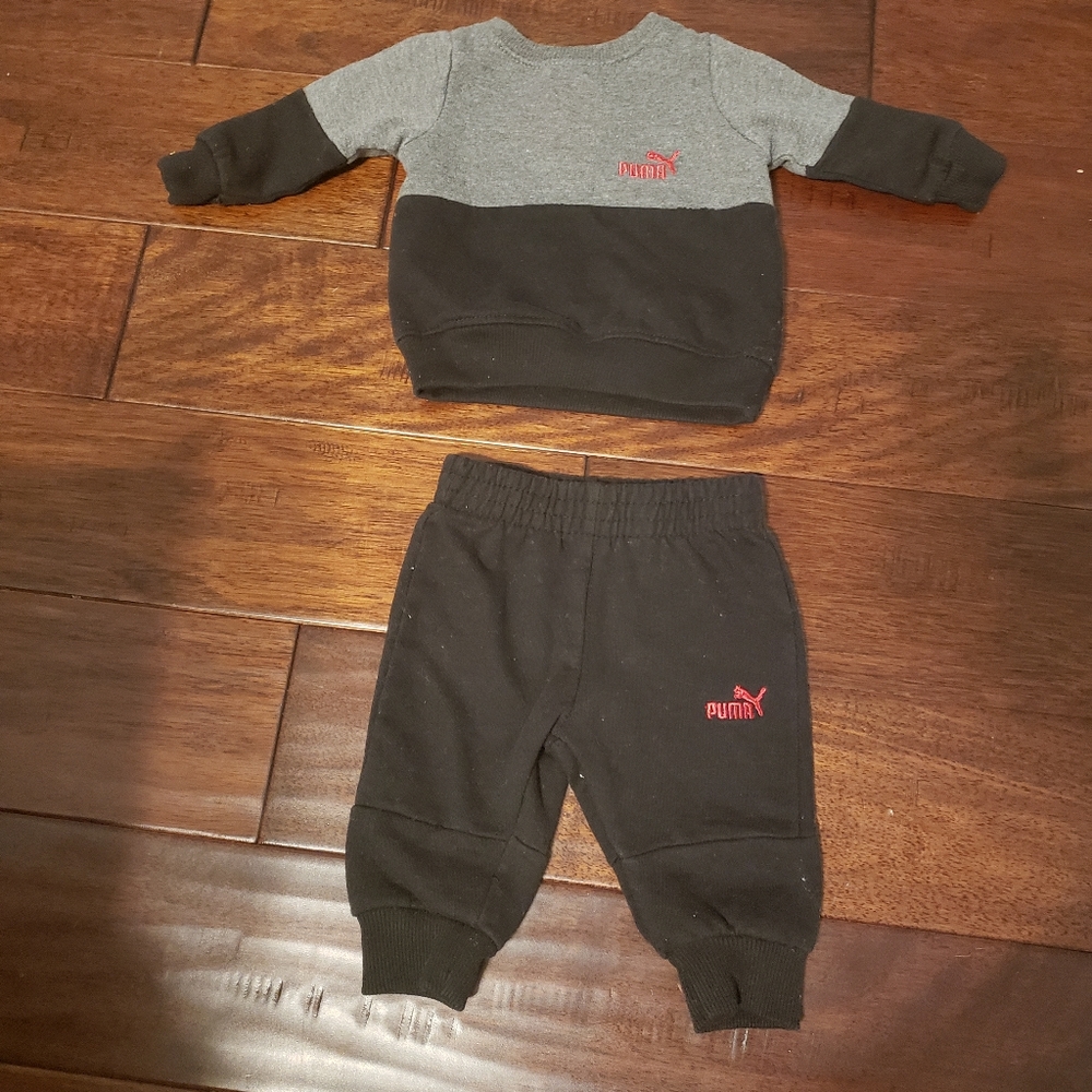 NWOT 0-3M Gray Black & Red Puma Set
